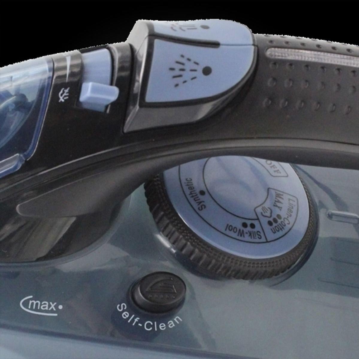 Russell Hobbs RHI226B Steam Iron