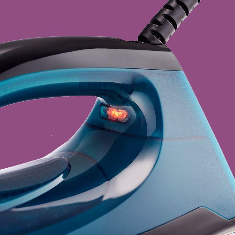 Salton SI260 Steam Iron